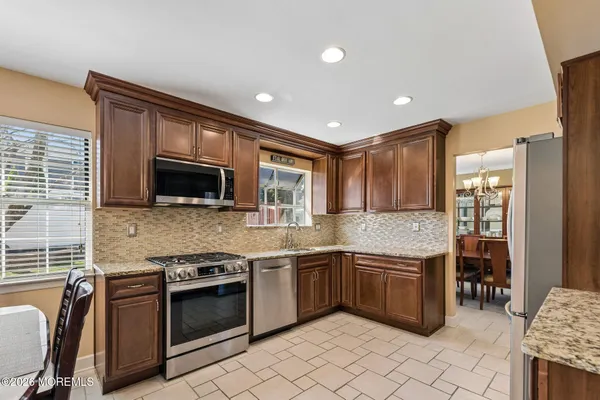$725,000 | 11 Dantley Drive, Howell, NJ 07731