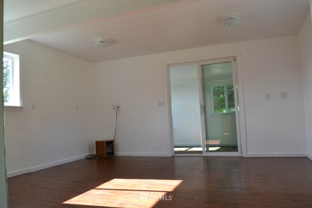 60 Magnolia Road Beaver, WA 98305 - Photo 5 of 14 Gallery Image 5