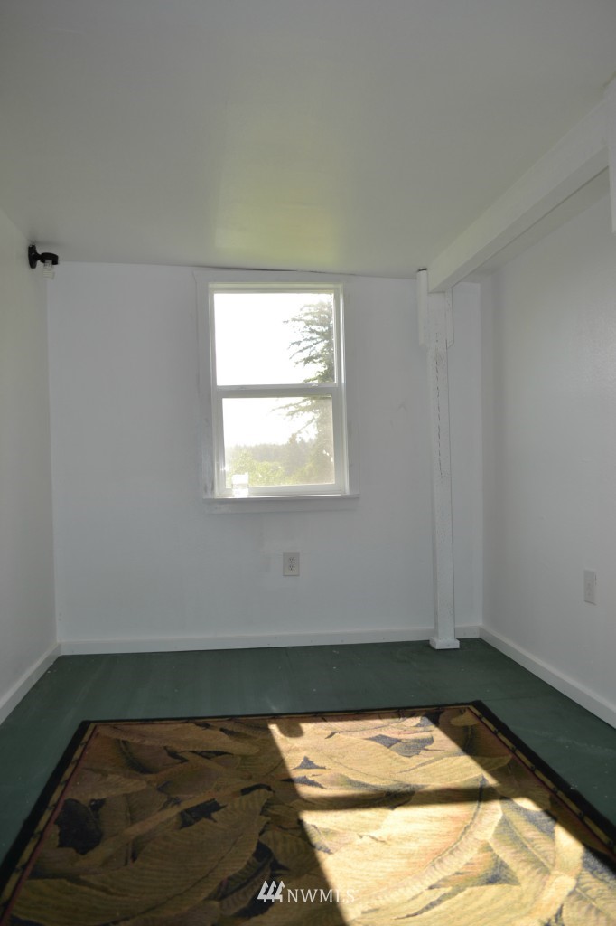60 Magnolia Road Beaver, WA 98305 - Photo 6 of 14 Gallery Image 6