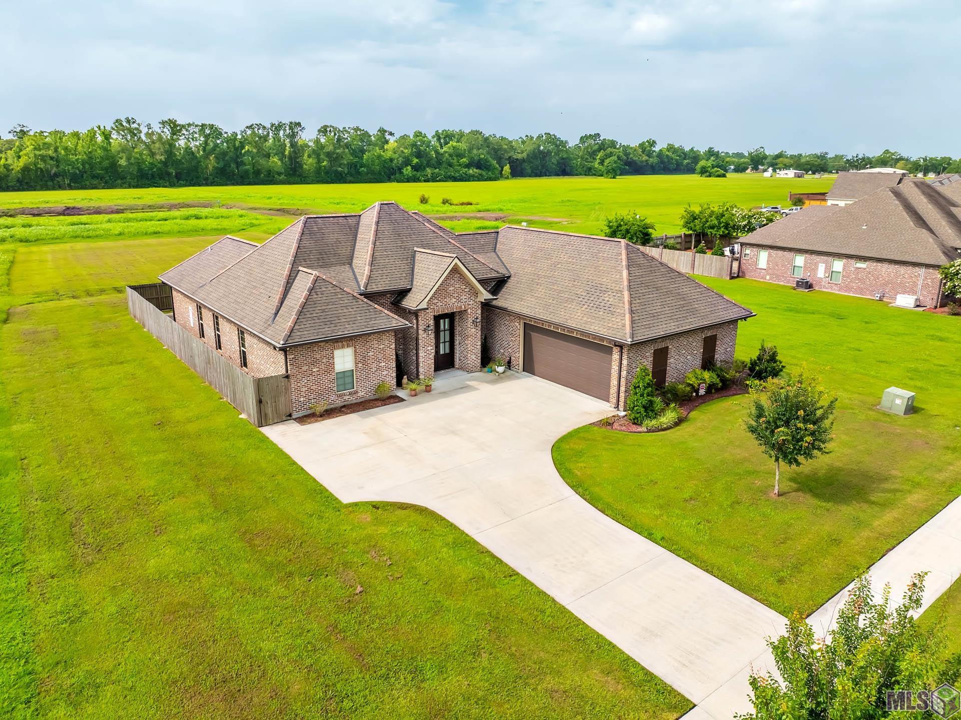 278 Rue Richard Gray, LA 70359 - Photo 3 of 19 Aerial