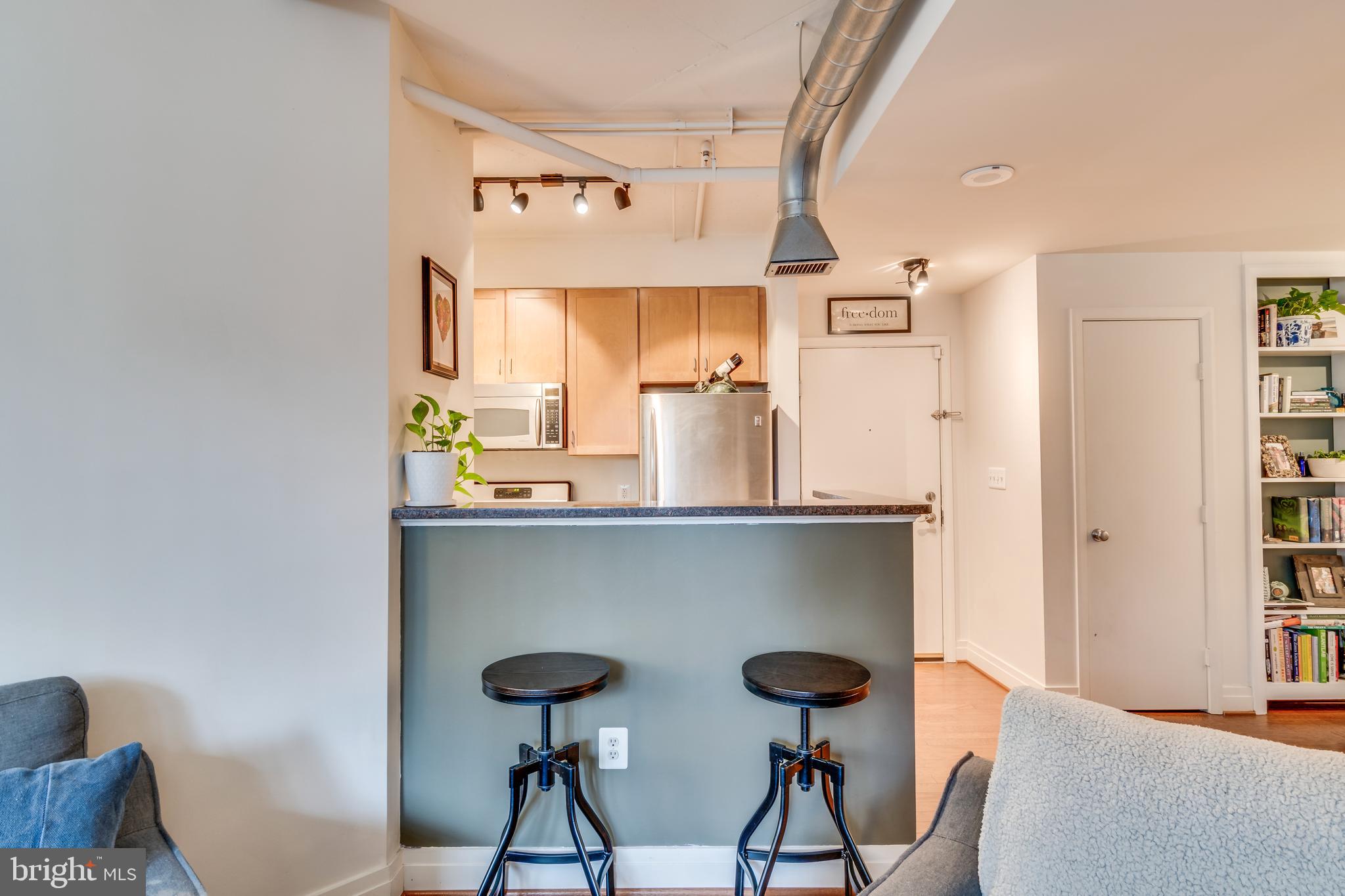 2020 12th Street Northwest, Unit T10 Washington, DC 20009 - Photo 8 of 25