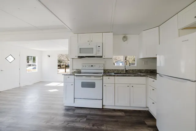 $1,200 | 1805 Cactus Drive, Loris, SC 29569