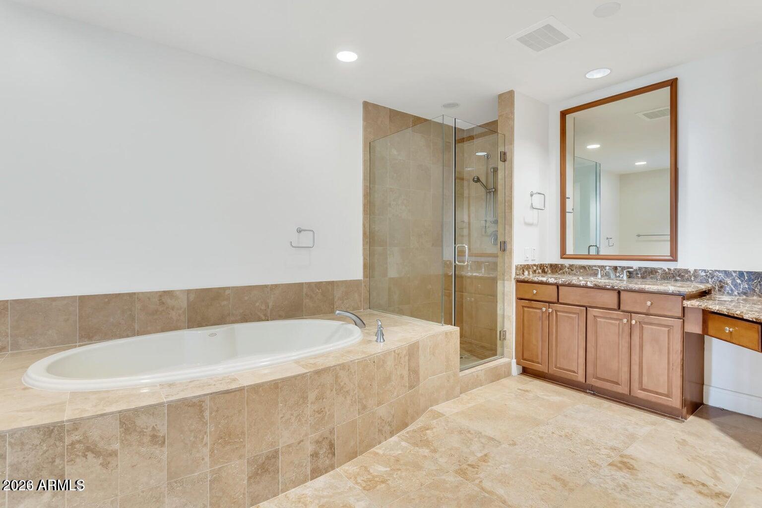 2211 East Camelback Road, Unit 409 Phoenix, AZ 85016 - Photo 8 of 55 11