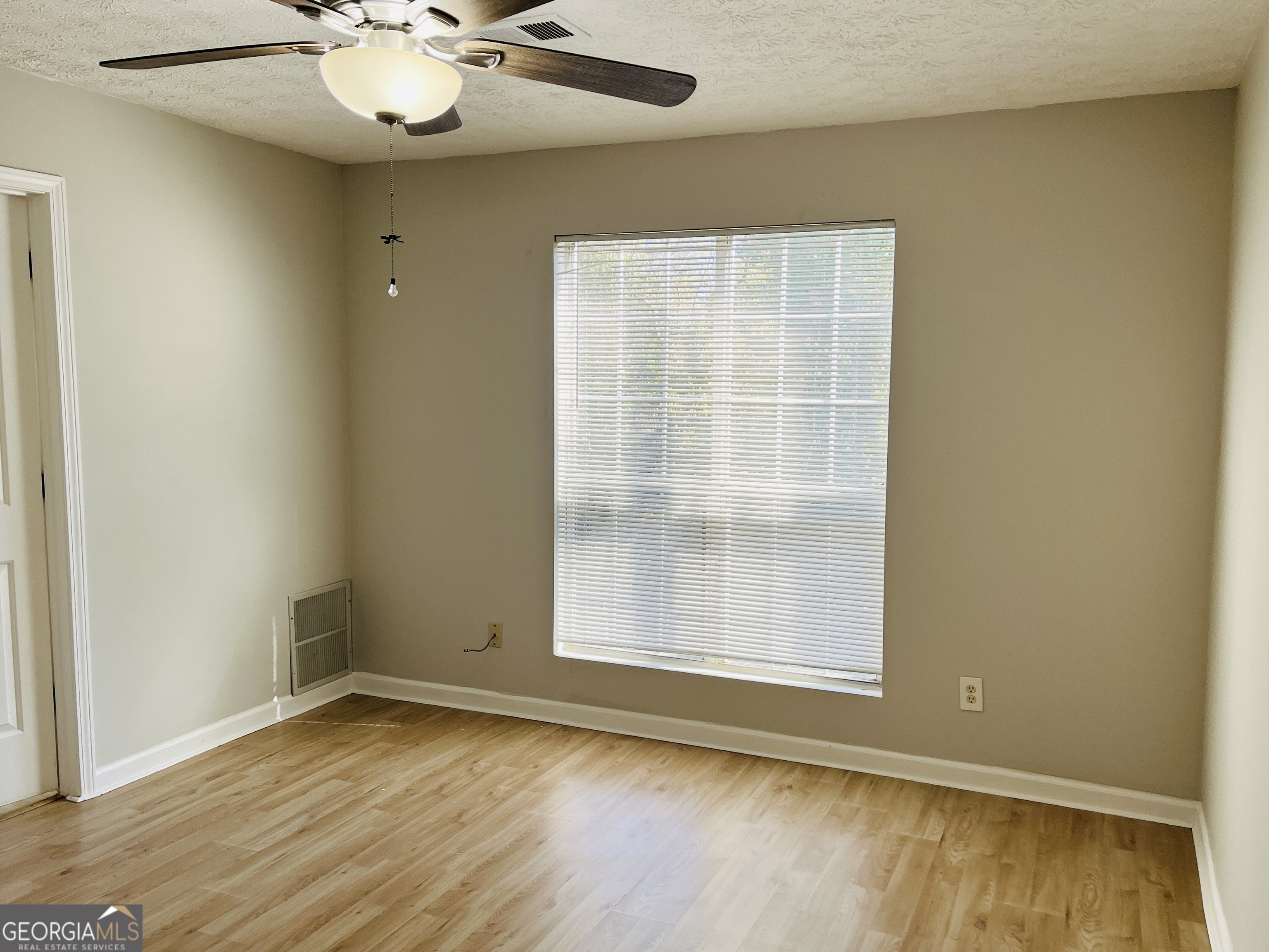 5612 Feldwood Road Atlanta, GA 30349 - Photo 20 of 44