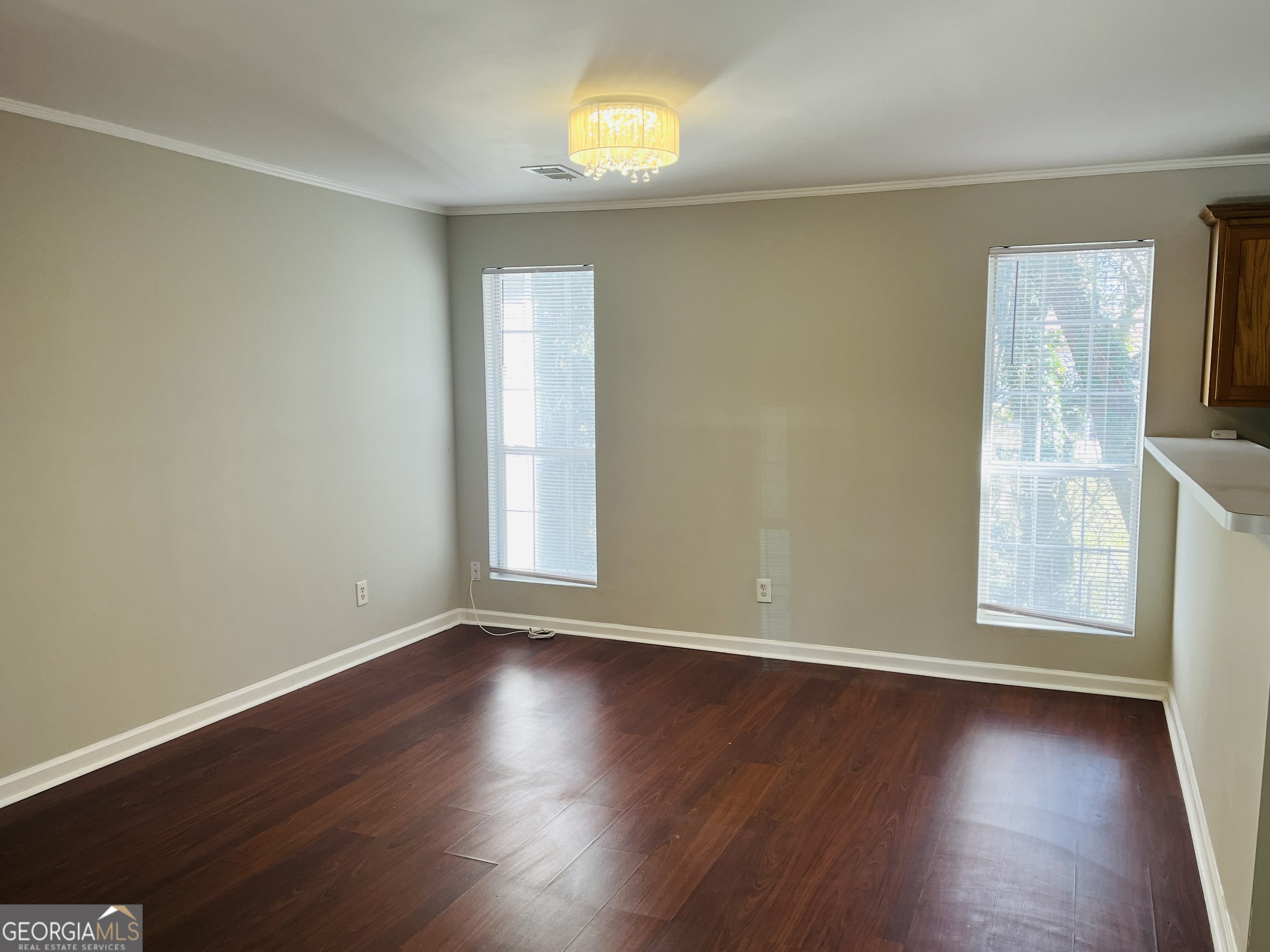 5612 Feldwood Road Atlanta, GA 30349 - Photo 6 of 44