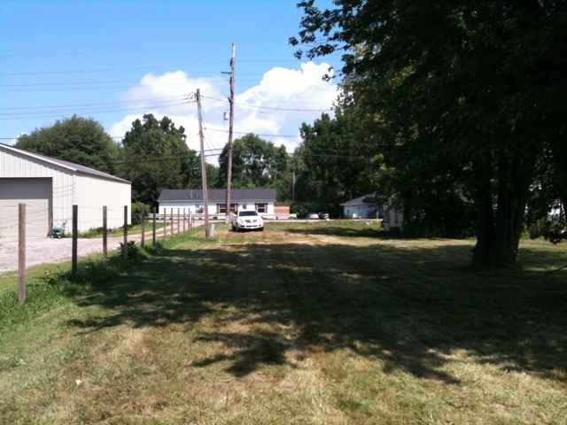 5829 Pointe Tremble Road Algonac, MI 48001 - Photo 4 of 11 31097003-3.JPG