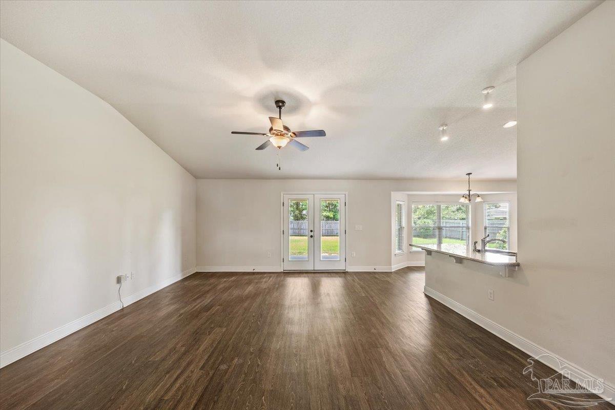 5735 Mill Stream Way Pace, FL 32571 - Photo 9 of 32