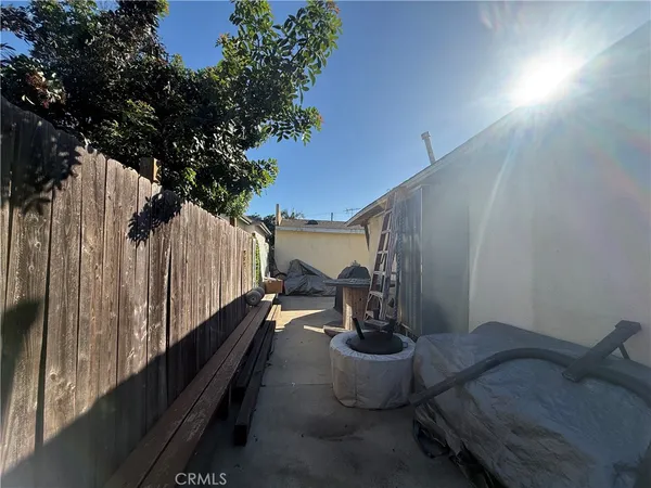 $585,000 | 512 South Willowbrook Avenue, Compton, CA 90220