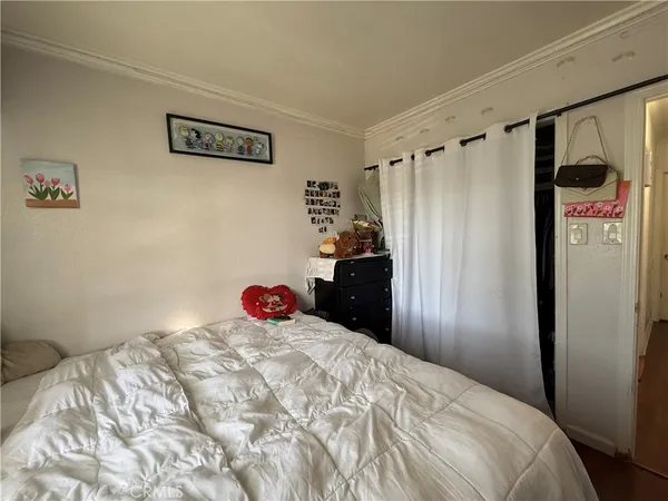 $585,000 | 512 South Willowbrook Avenue, Compton, CA 90220