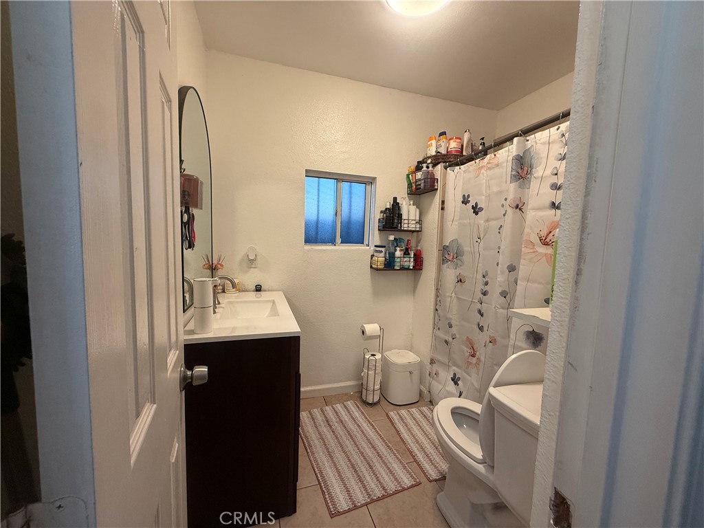 512 South Willowbrook Avenue Compton, CA 90220 - Photo 29 of 44