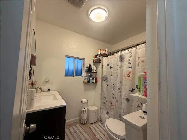 $585,000 | 512 South Willowbrook Avenue, Compton, CA 90220