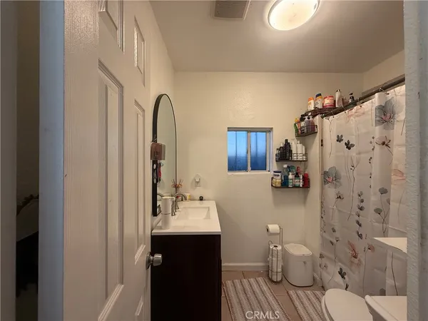$585,000 | 512 South Willowbrook Avenue, Compton, CA 90220