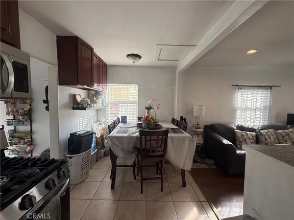 $585,000 | 512 South Willowbrook Avenue, Compton, CA 90220