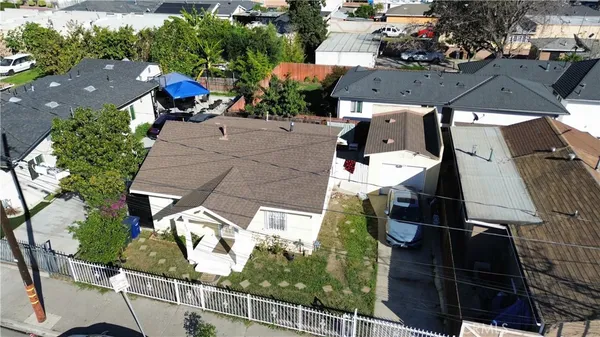 $585,000 | 512 South Willowbrook Avenue, Compton, CA 90220