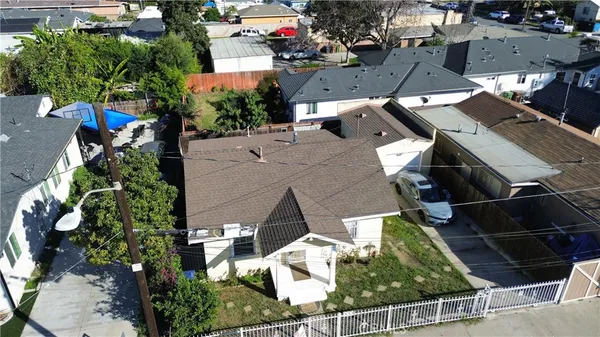 $585,000 | 512 South Willowbrook Avenue, Compton, CA 90220
