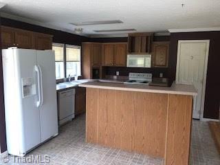 1560 Fulp Road Walnut Cove, NC 27052 - Photo 2 of 7 Gallery Image 2