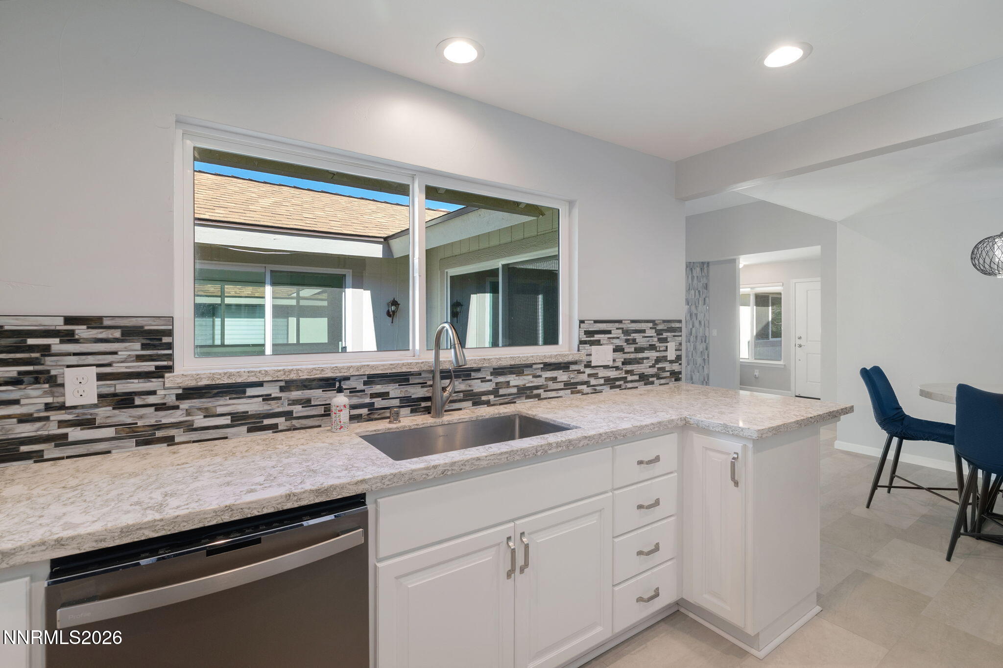 1160 Freddie Court Reno, NV 89503 - Photo 10 of 36 25-web-or-mls-0X3A7362