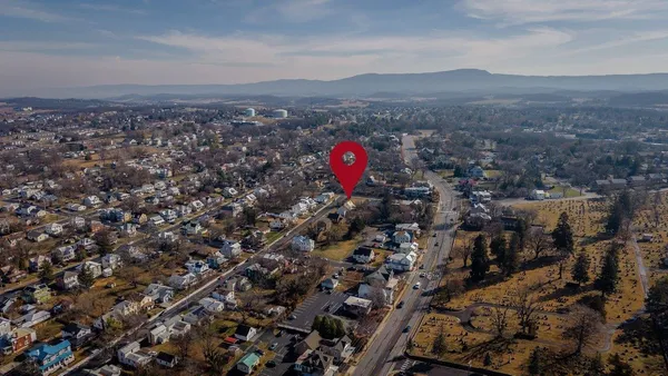 $259,900 | 455 East Elizabeth Street, Harrisonburg, VA 22802