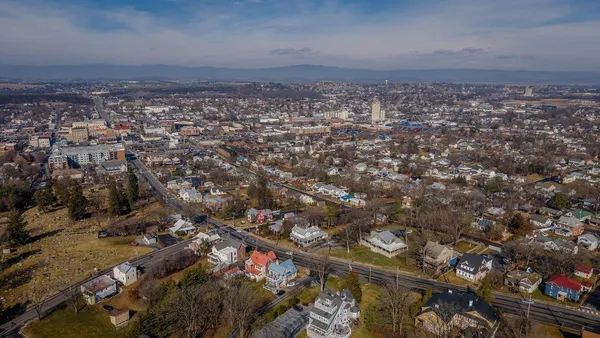 $259,900 | 455 East Elizabeth Street, Harrisonburg, VA 22802