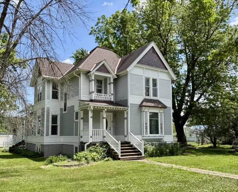 411 2nd Street Lyle, MN 55953 - Photo 1 of 25