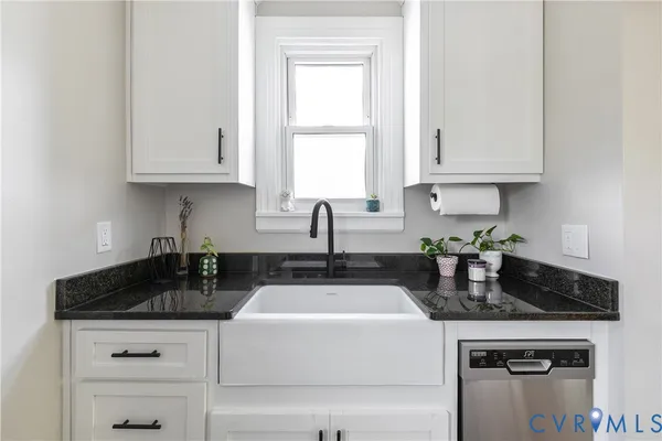 $429,000 | 4006 Newport Drive, Richmond, VA 23227