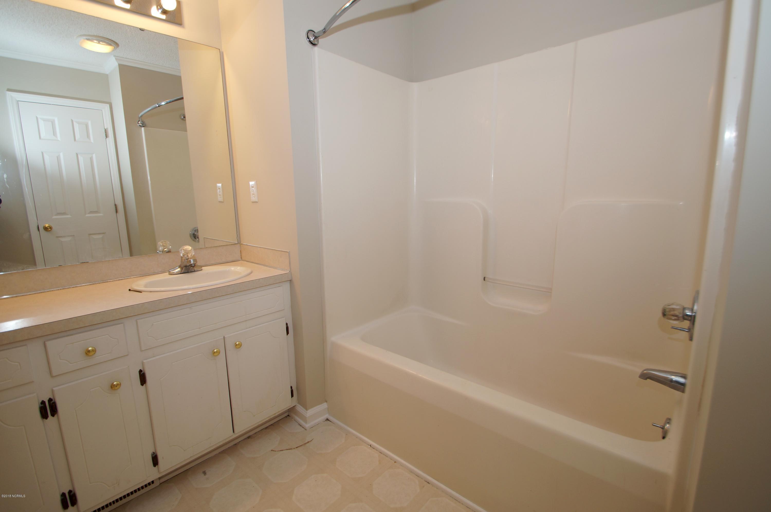 1015 Spring Forest Road, Unit F6 Greenville, NC 27834 - Photo 18 of 21 Large Master Bathroom
