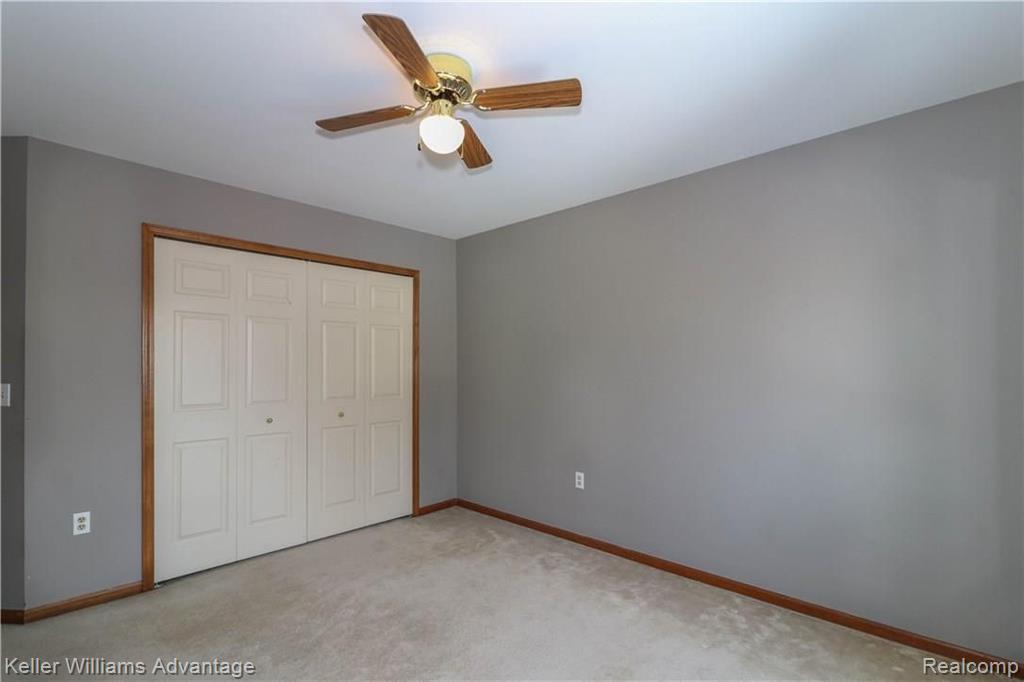 29643 English Way Novi, MI 48377 - Photo 23 of 32