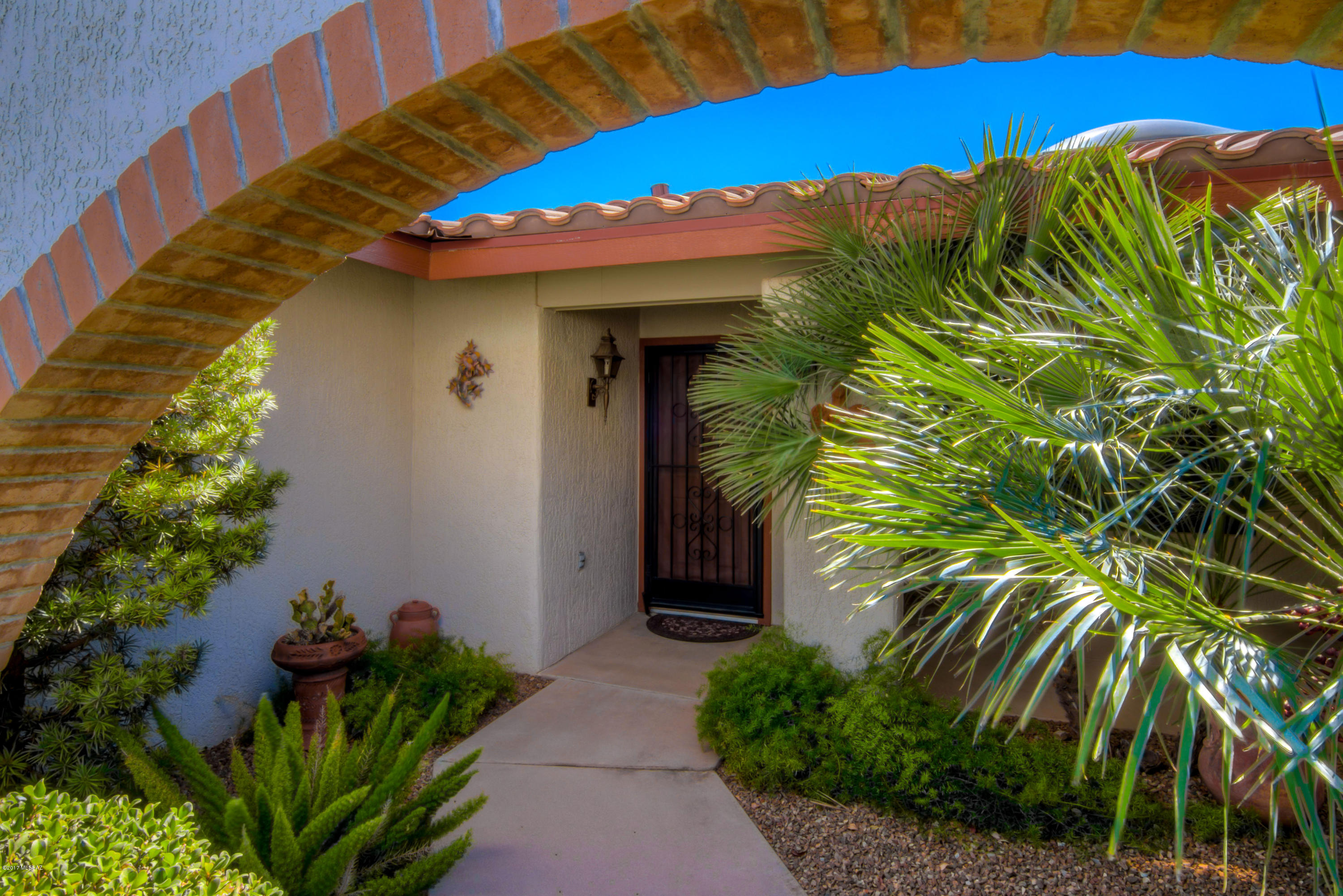 1420 East Bright Angel Drive Oro Valley, AZ 85755 - Photo 3 of 37
