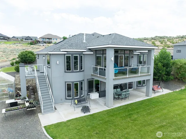 $1,499,000 | 5880 South 58th Avenue, West Richland, WA 99353