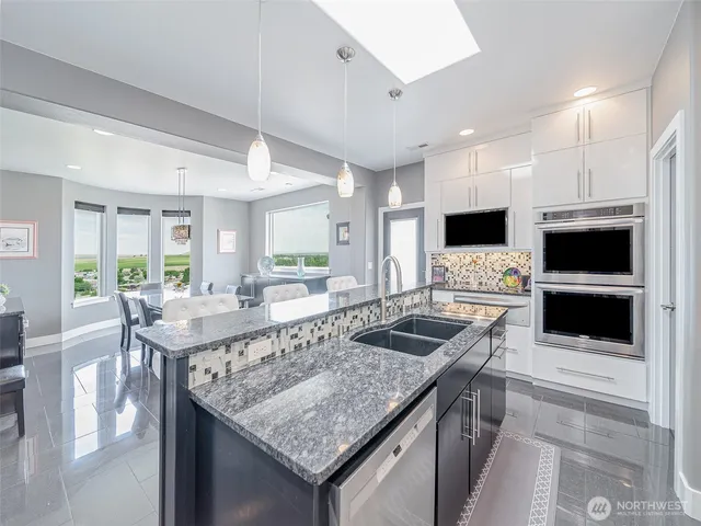 $1,499,000 | 5880 South 58th Avenue, West Richland, WA 99353