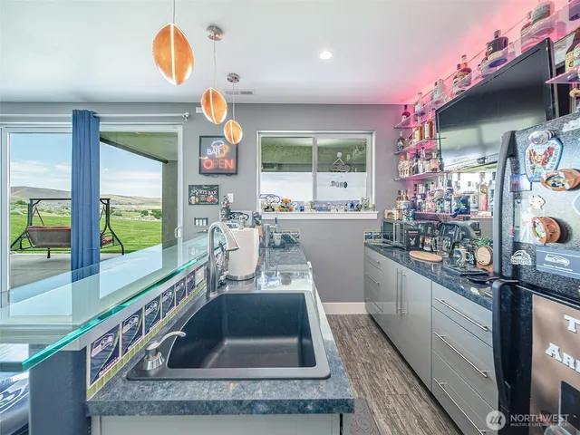 $1,499,000 | 5880 South 58th Avenue, West Richland, WA 99353