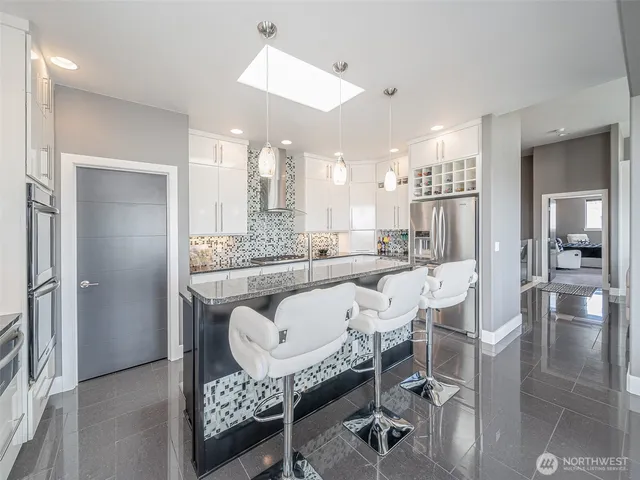 $1,499,000 | 5880 South 58th Avenue, West Richland, WA 99353