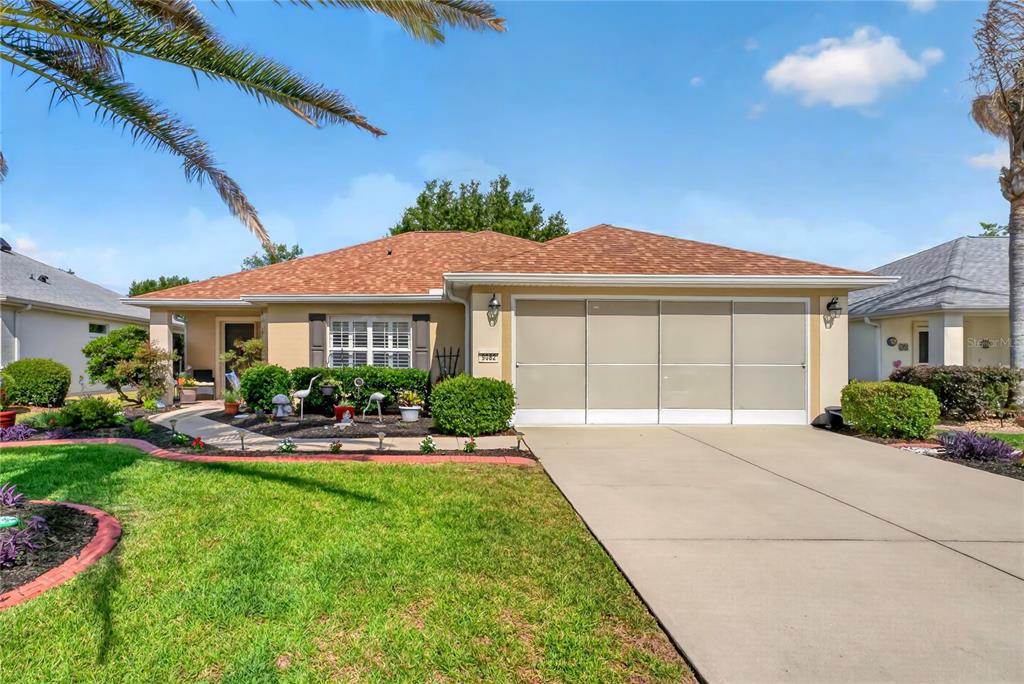 9082 Southeast 120th Loop Summerfield, FL 34491 - Photo 2 of 43