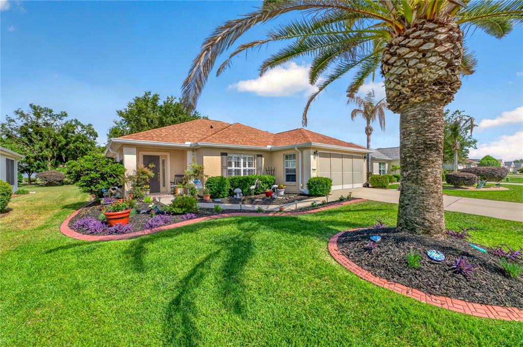 9082 Southeast 120th Loop Summerfield, FL 34491 - Photo 4 of 43