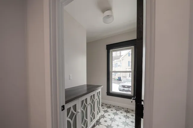 $500,000 | 36 A Courtland Street, Nashua, NH 03064