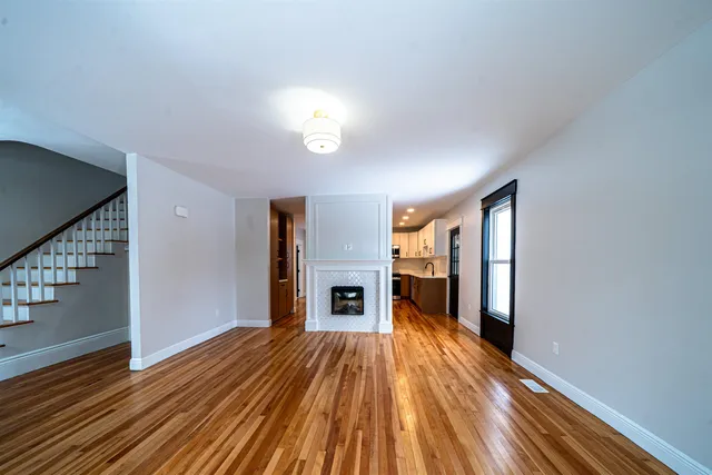 $500,000 | 36 A Courtland Street, Nashua, NH 03064