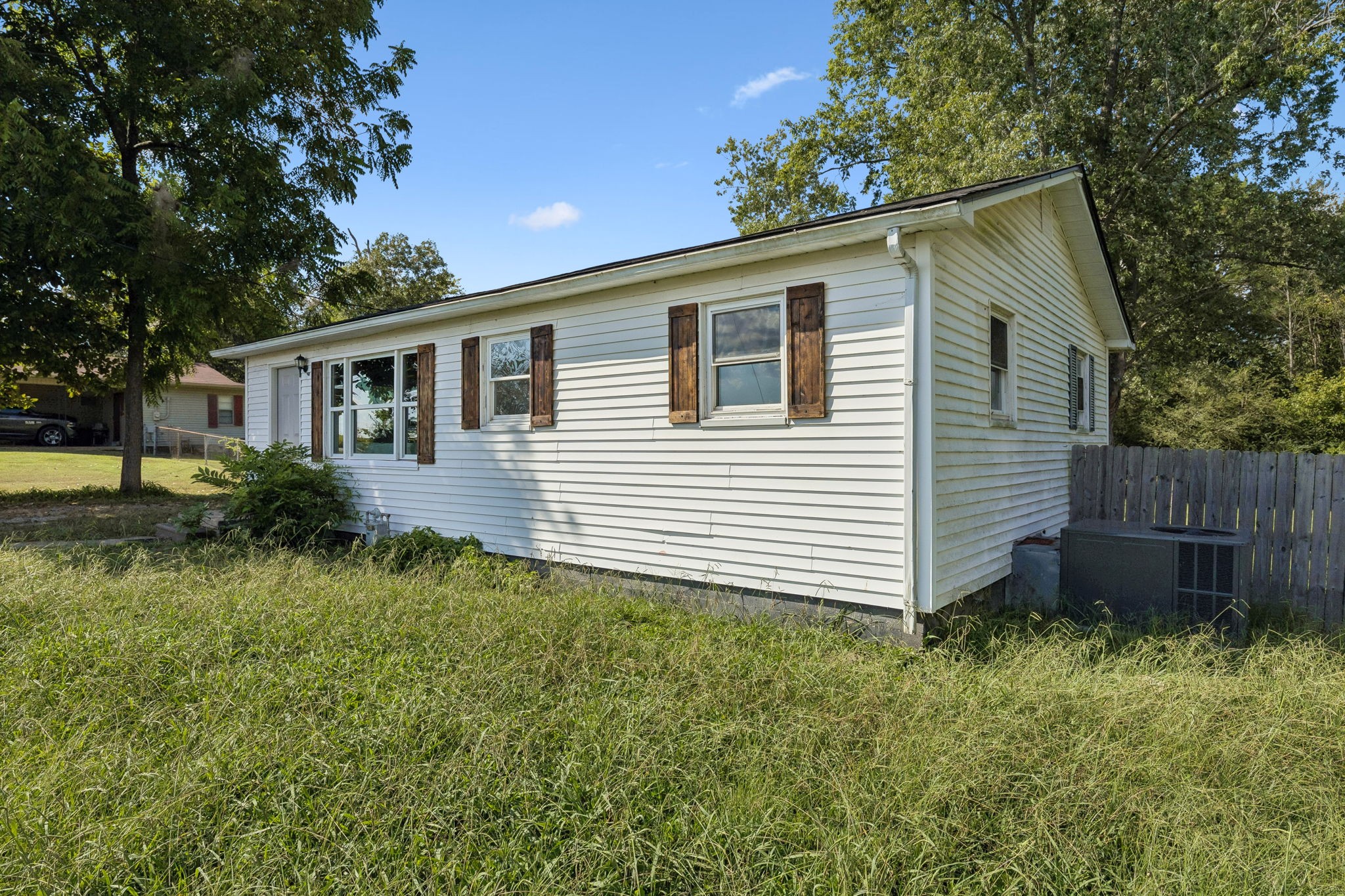 621 Dixon Branch Road Loretto, TN 38469 - Photo 4 of 39 Gallery Image 4