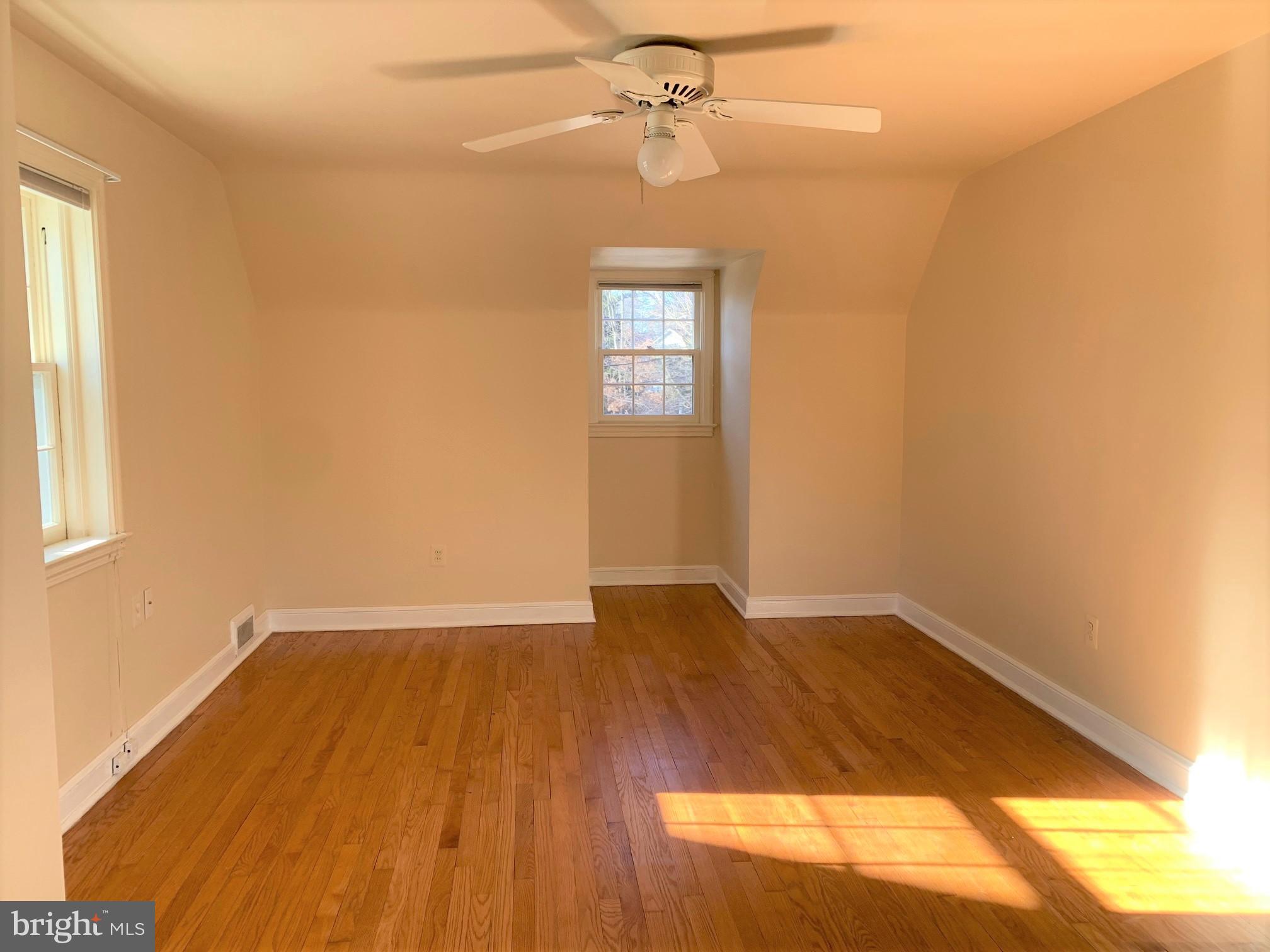 7807 Glenbrook Road Bethesda, MD 20814 - Photo 21 of 25 Bedroom 2
