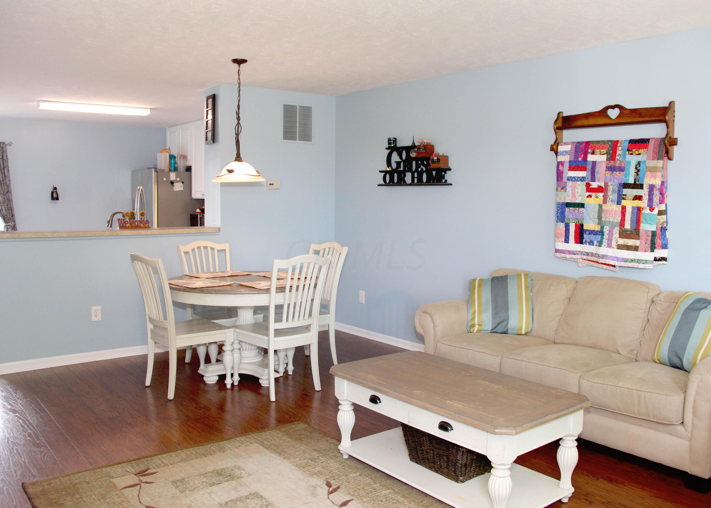 8422 Sawmill Road Powell, OH 43065 - Photo 6 of 23 Gallery Image 6
