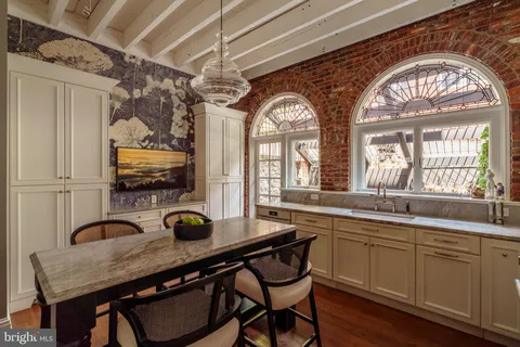 $2,295,000 | 2127 Delancey Place, Philadelphia, PA 19103