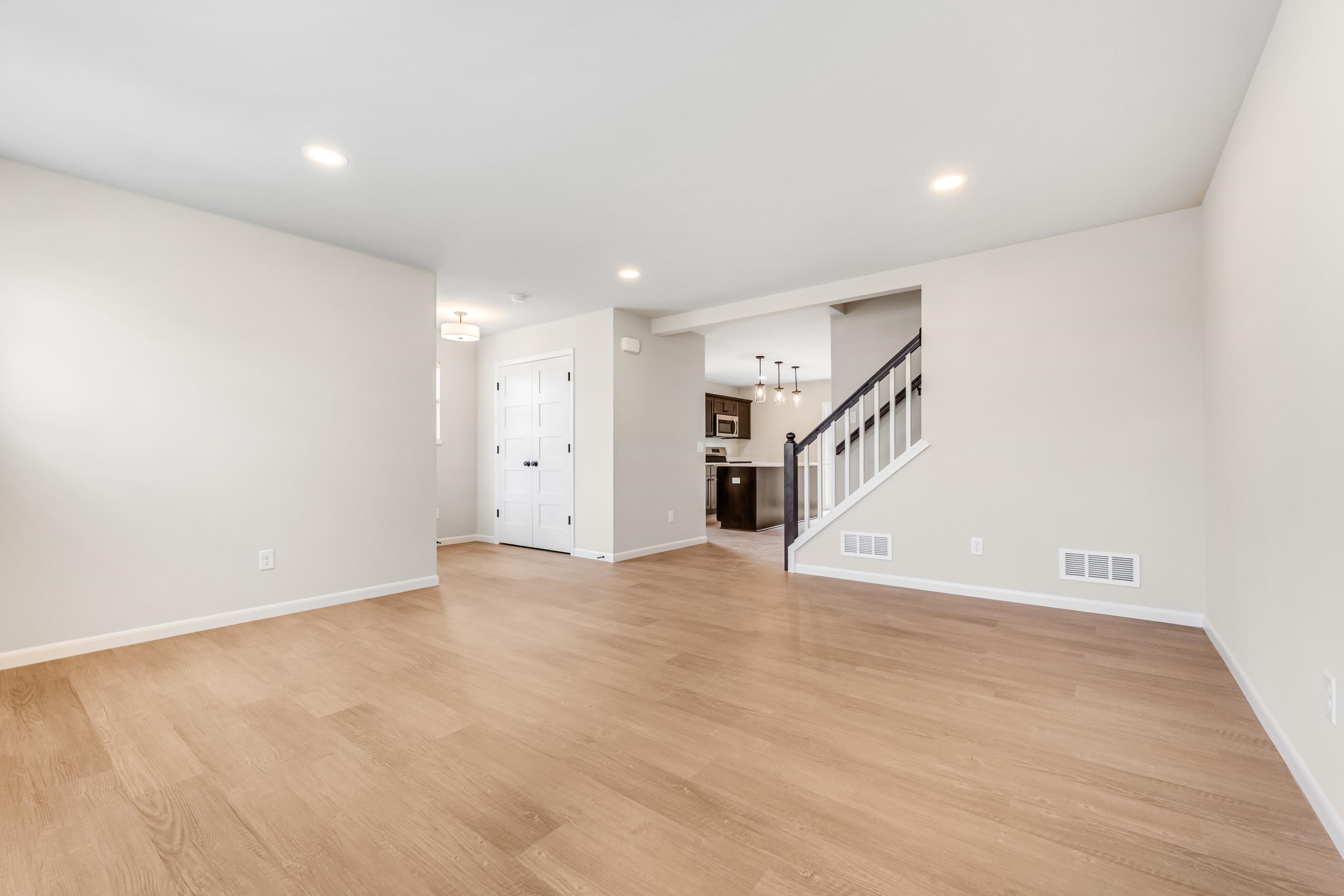2124 South High Point Road Madison, WI 53719 - Photo 7 of 33 Gallery Image 7