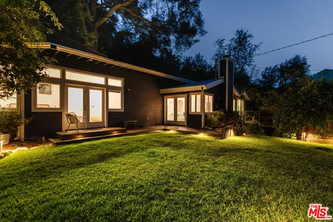 $2,995,000 | 19809 Montau Drive, Topanga, CA 90290