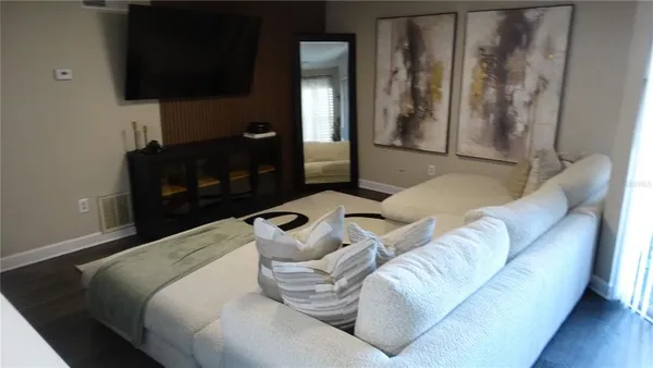 a view of a park and entertaining space