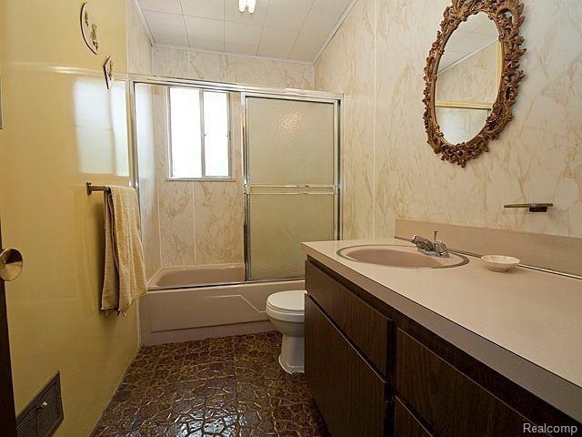 5899 Mabley Hill Road Fenton, MI 48430 - Photo 11 of 32