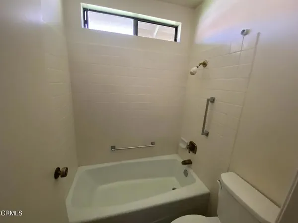 $2,950 | 17303 Village 17, Camarillo, CA 93012