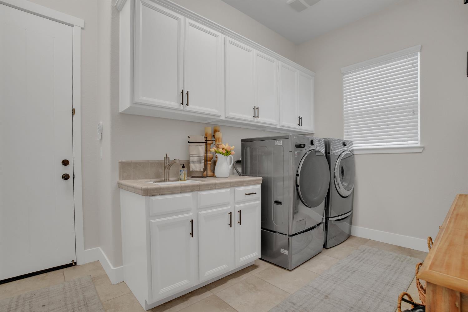 262 Gemstone Lane Ripon, CA 95366 - Photo 21 of 36