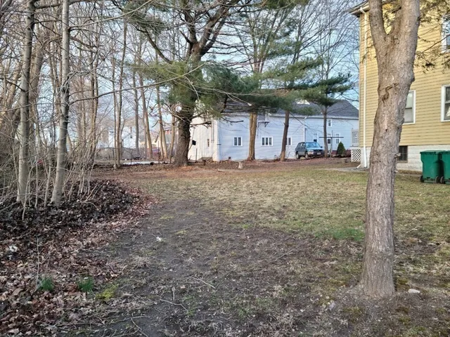 $1,600 | 124 Dunham Street, Unit 1, Attleboro, MA 02703