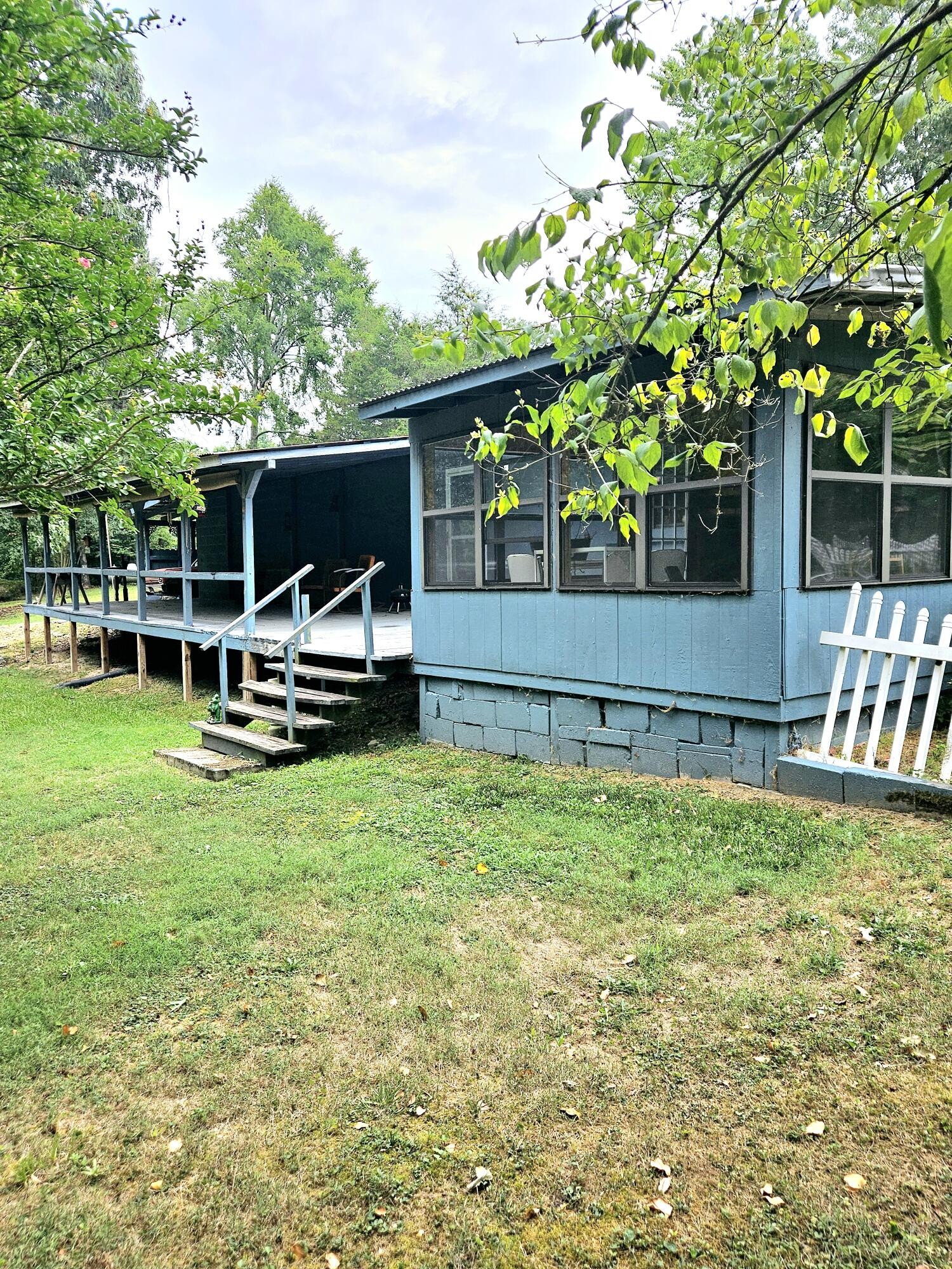 1262 Johnson Road Southeast Cleveland, TN 37323 - Photo 26 of 34 a house view with a garden space