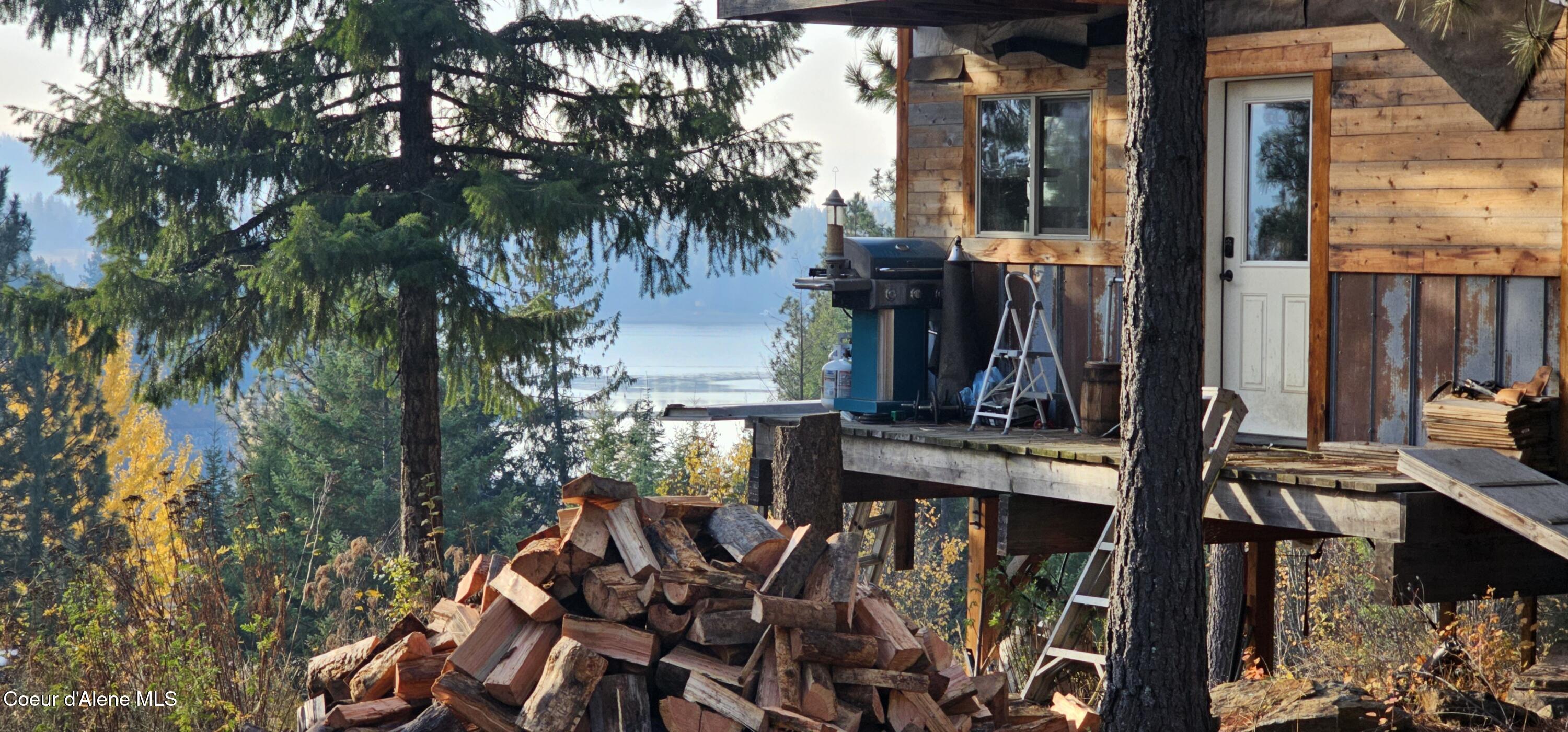 125 Tracker Way Laclede, ID 83841 - Photo 5 of 42 05