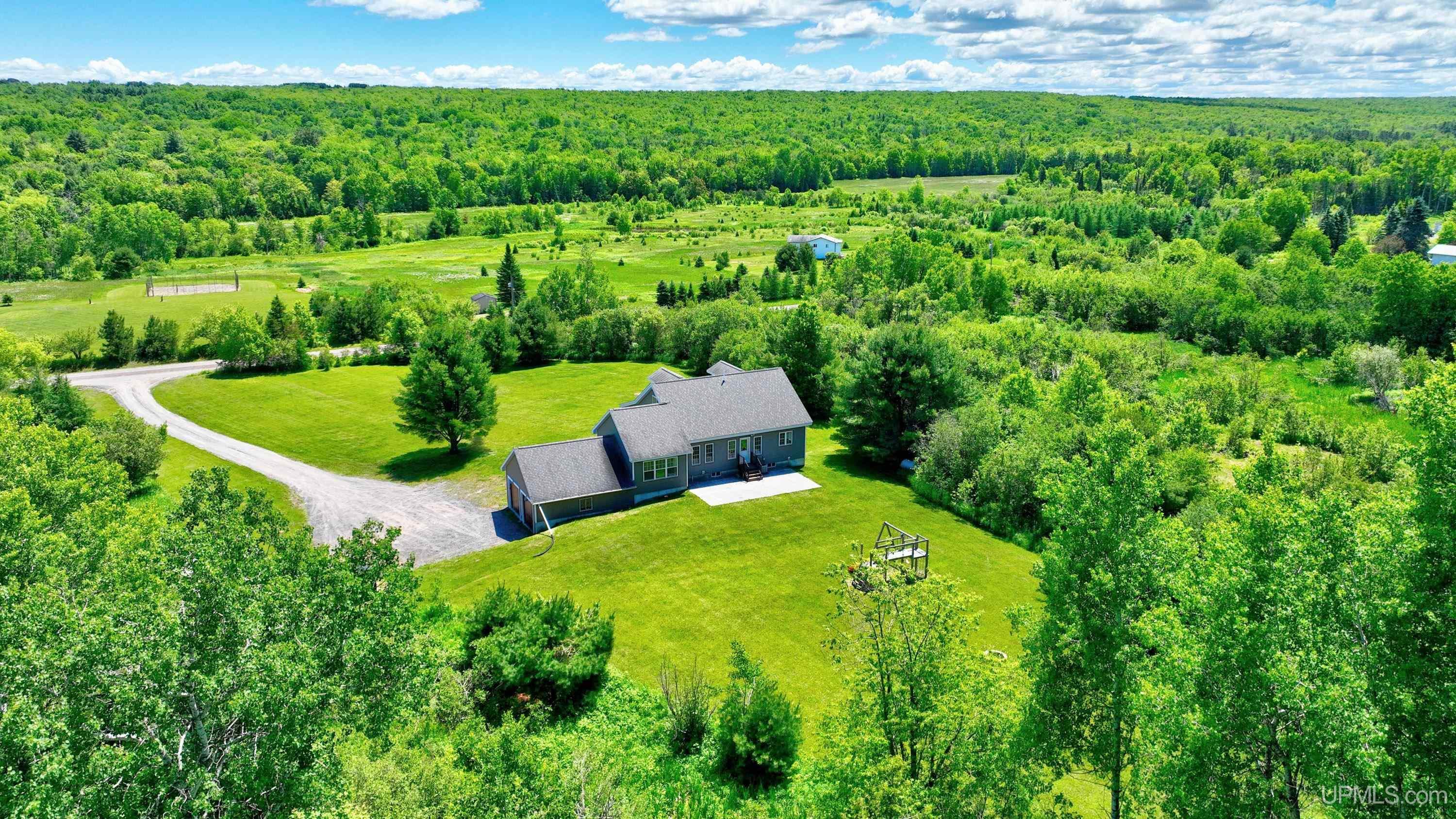 39445 Lower Worham Road Chassell, MI 49916 - Photo 7 of 58